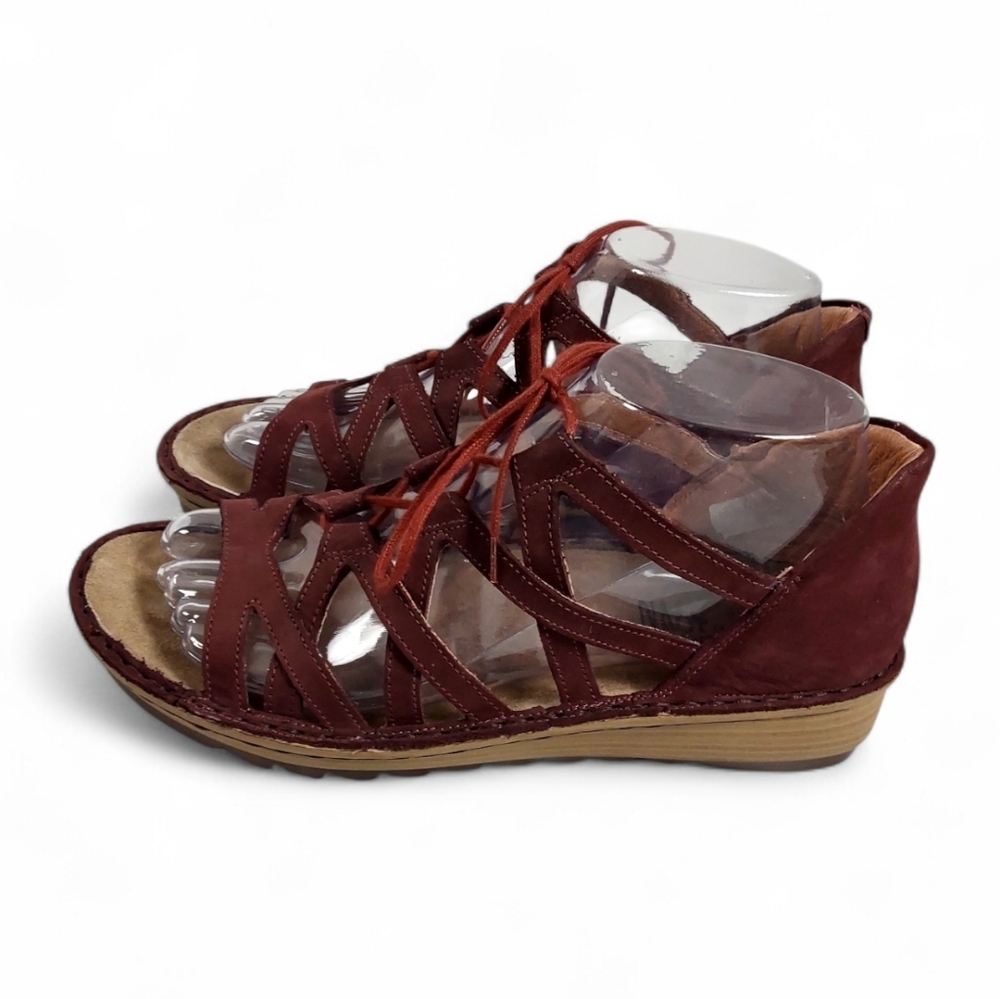 Naot Yarrow Bloom Collection Sandal